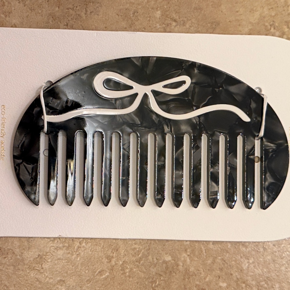 SOLAR ECLIPSE HAND-PAINTED GUA SHA TREATMENT HAIR COMB NEW